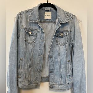 brandy melville light wash structured denim jacket